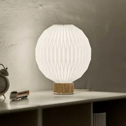 375 petite lampe de table