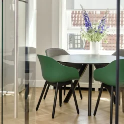 About A Chair AAC 212