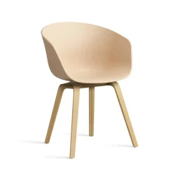 About a chair AAC 22 - pied bois