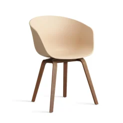 About a chair AAC 22 - pied bois