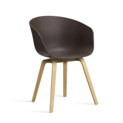 About a chair AAC 22 - pied bois