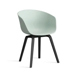 About a chair AAC 22 - pied bois