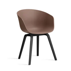 About a chair AAC 22 - pied bois