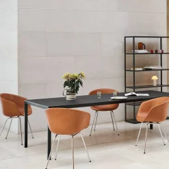 About a Chair AAC 27 pieds chromés