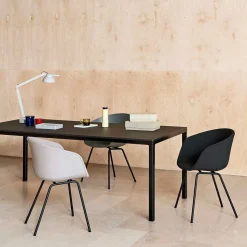 About a Chair AAC 27 pieds noirs