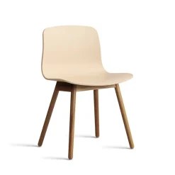 About a chair pieds bois AAC 12