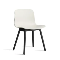 About a chair pieds bois AAC 12