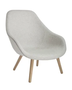 About A Lounge Chair AAL 92