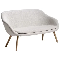 About a lounge sofa for Comwel blanc