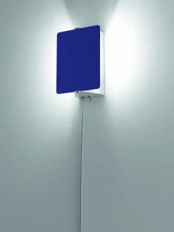 Applique à volet pivotant