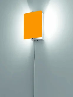 Applique à volet pivotant