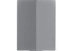 Applique à volet pivotant plié