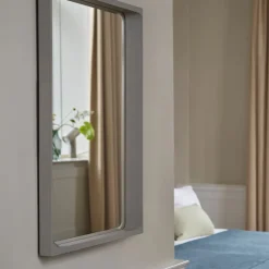 Arced Mirror 80x55cm