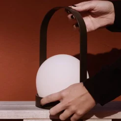 Carrie lampe à poser portable