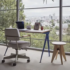 Compas Direction Bureau