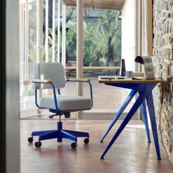 Compas Direction Bureau