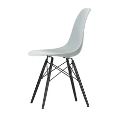 Eames chaise DSW