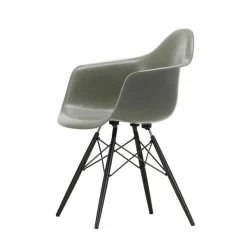Eames fauteuil fiberglass DAW