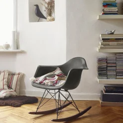 Eames fauteuil fiberglass RAR