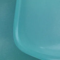 Eames Fiberglass Side Chair DSR Turquoise - Édition limitée (Outlet)
