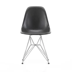 Eames Fiberglass Side Chair DSR