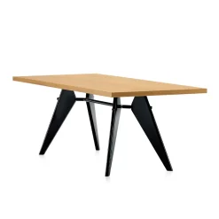Em Table