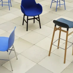 Form Barstool - Chêne noir