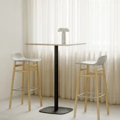 Form Barstool - Noyer