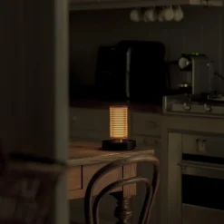 Frechin à table lampe sans fil