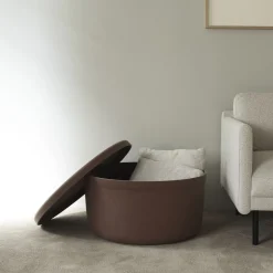 Hide storage pouf