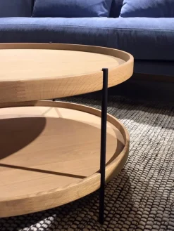 Hum coffee table