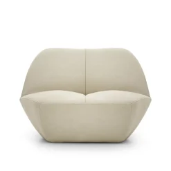 Kisss Lounge Chair