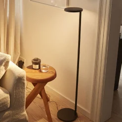 Lampadaire oblique USB-C