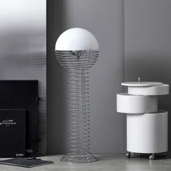 Lampadaire Wire