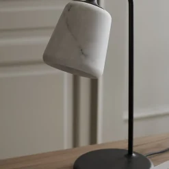 Lampe à poser Material