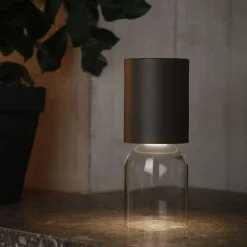 Lampe de table Nui Mini