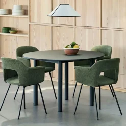 Layout 214 Fauteuil - Pieds acier - Entièrement rembourrée