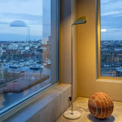 Mezzaluna Lampadaire