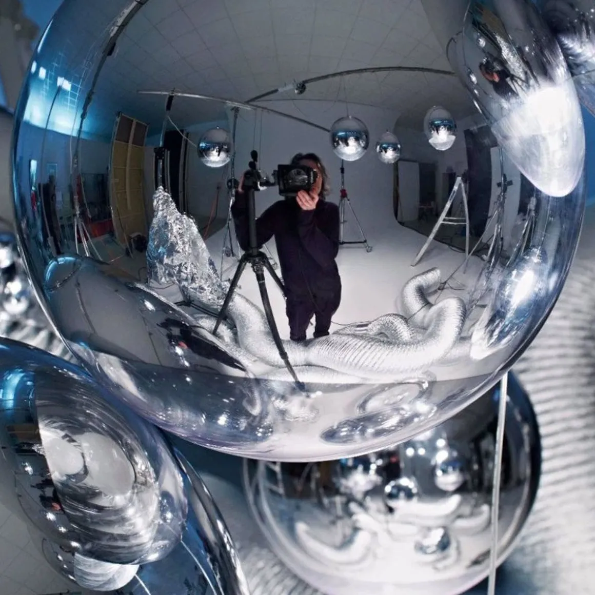 Mirror Ball Suspension LED