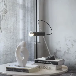 Model 566 - Lampe à poser