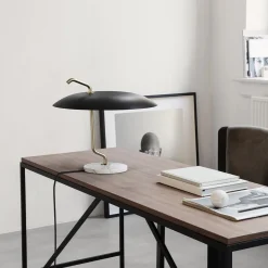 Model 537 - Lampe à poser