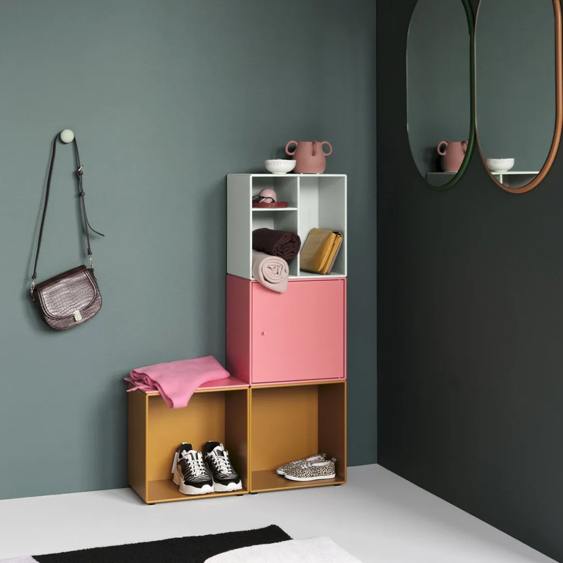 Montana Mini - Avec étagères