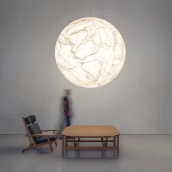 Moon - Suspension