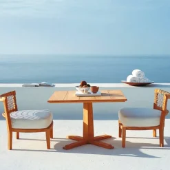 Petit fauteuil bas Synthesis