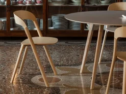 Pilo Table