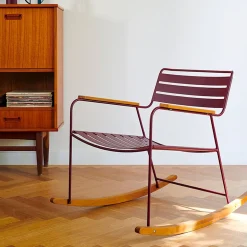 Rocking chair - Surprising