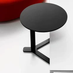 Table - Yo