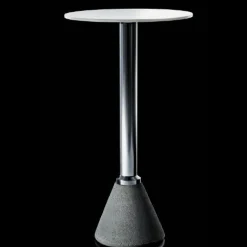 Table one bistrot mange debout