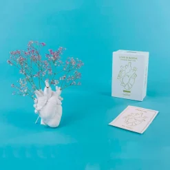 Vase Love In Bloom